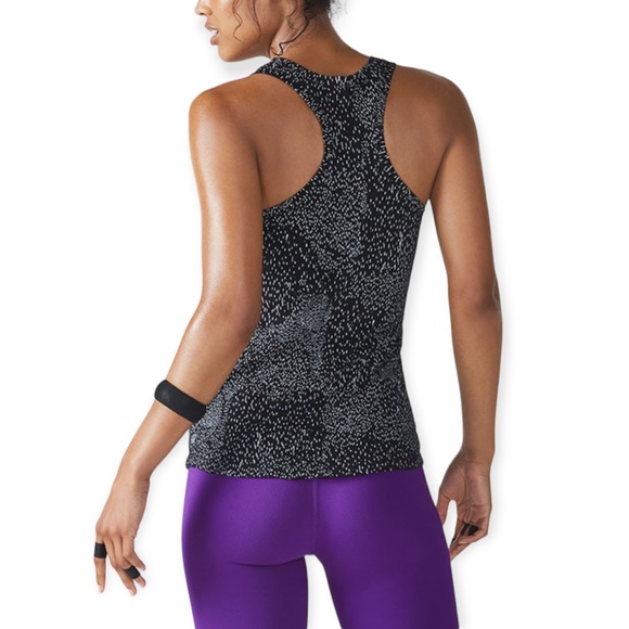 Fabletics Aventura Tank in Costellation Print - Picture 2 of 4